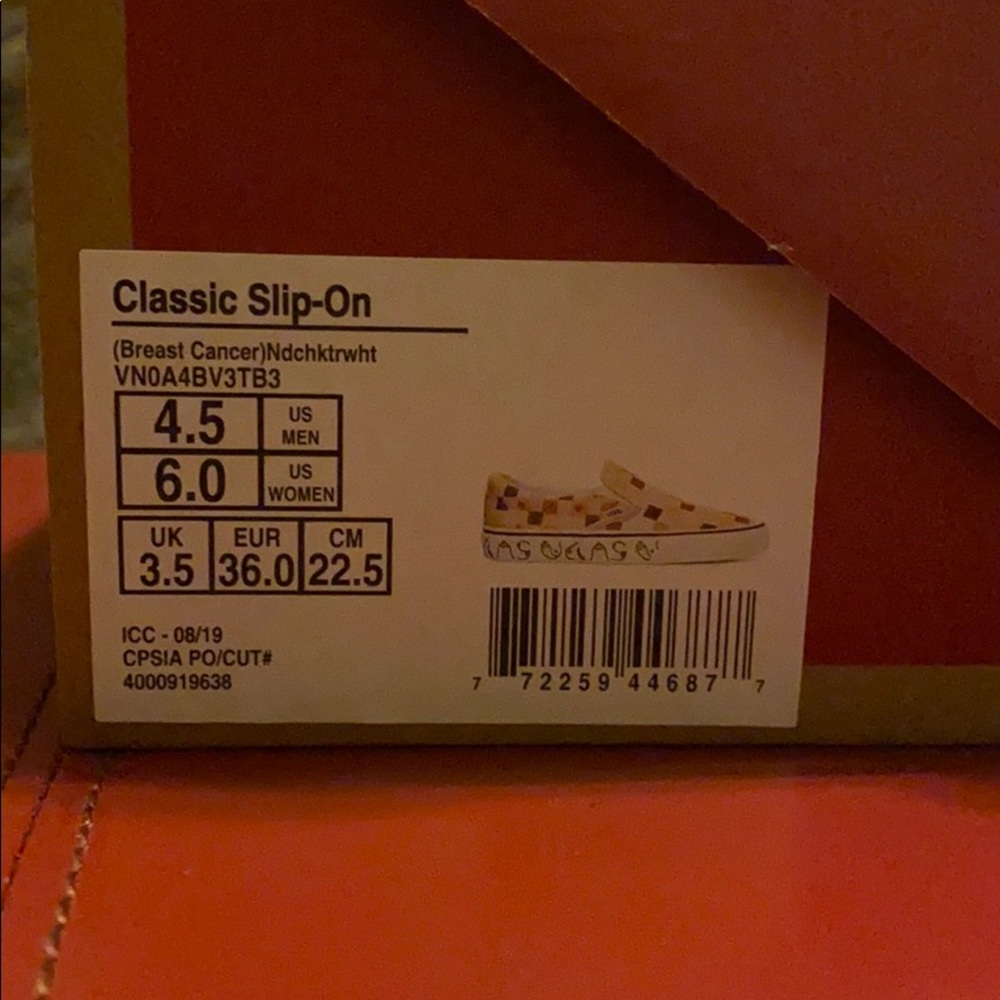Classic Slip On(Breast Cancer)